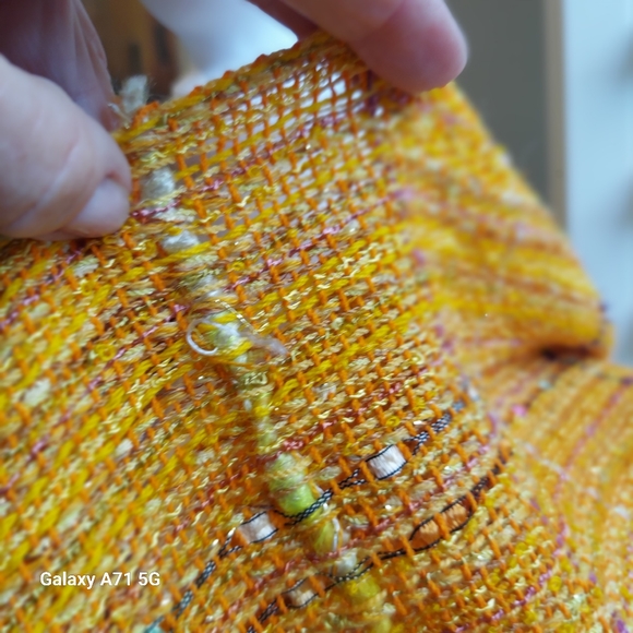 Hand Woven Shawl Wrap in Sunshine Burst Color OS - Picture 11 of 16